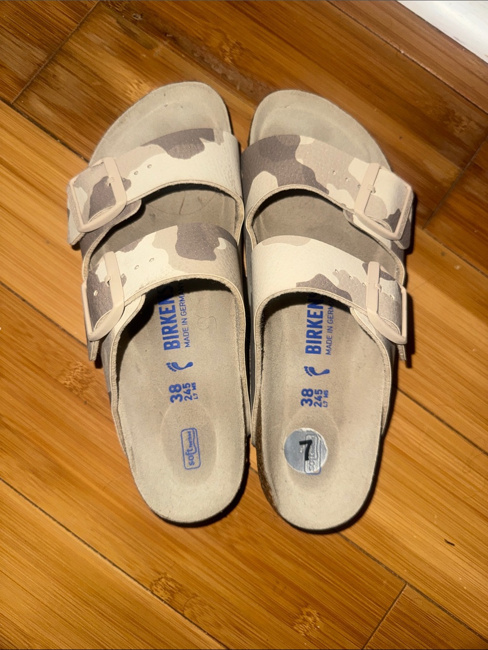 Birkenstock Kids Arizona Double-Buckle Sandals in Beige Camo